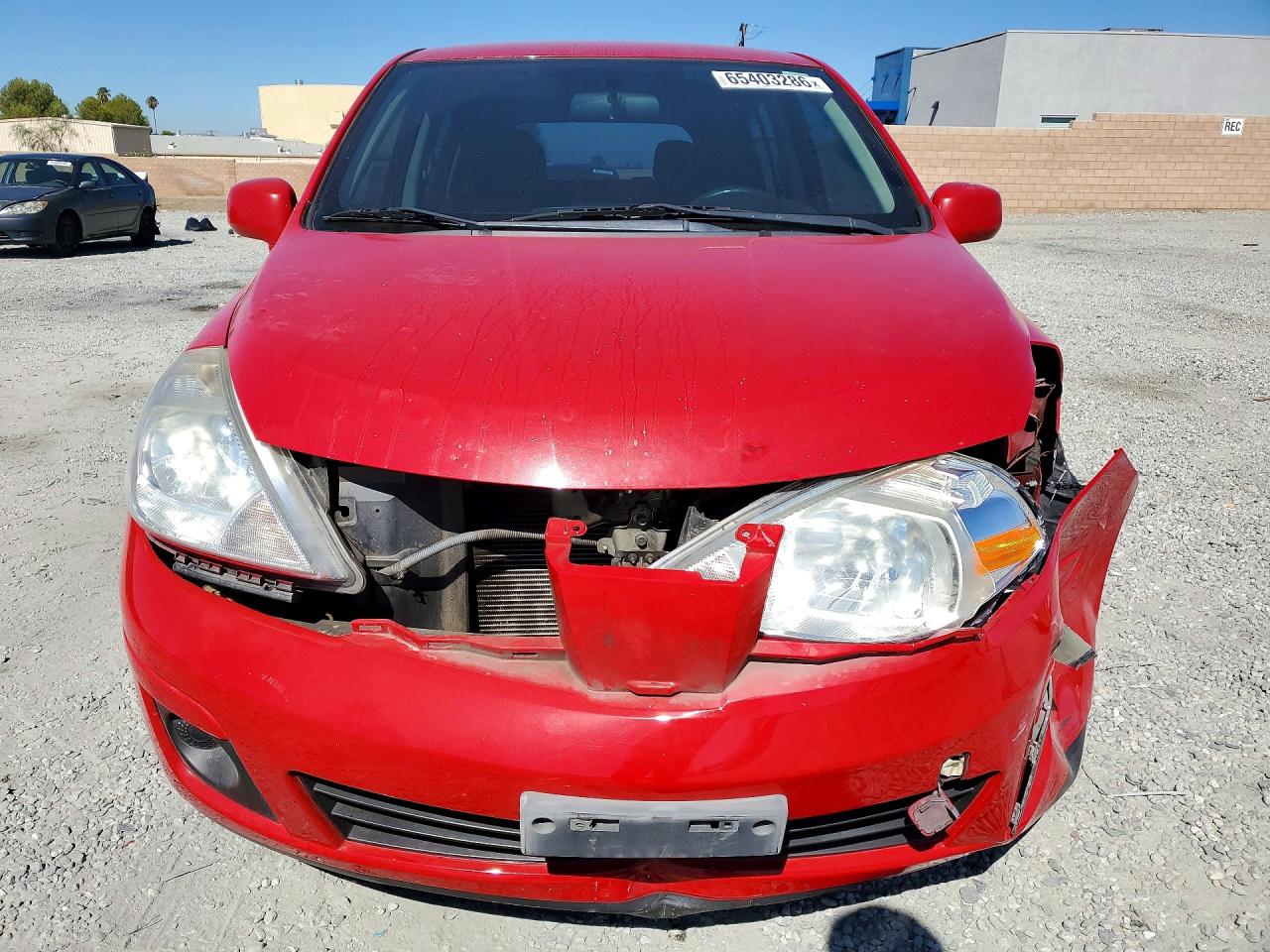2011 Nissan Versa 1.8 S Red vin: 3N1BC1CP7BL503287