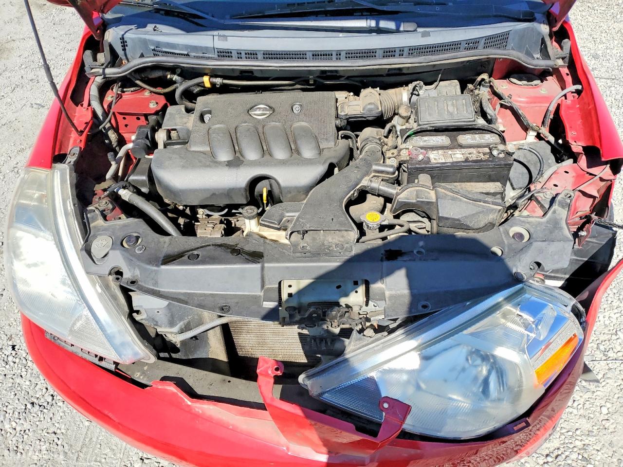 2011 Nissan Versa 1.8 S Red vin: 3N1BC1CP7BL503287