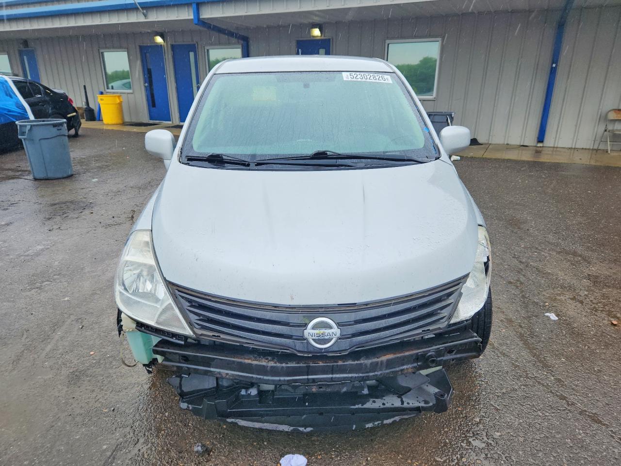2011 Nissan Versa 1.8 S Silver vin: 3N1BC1CP7BL504911