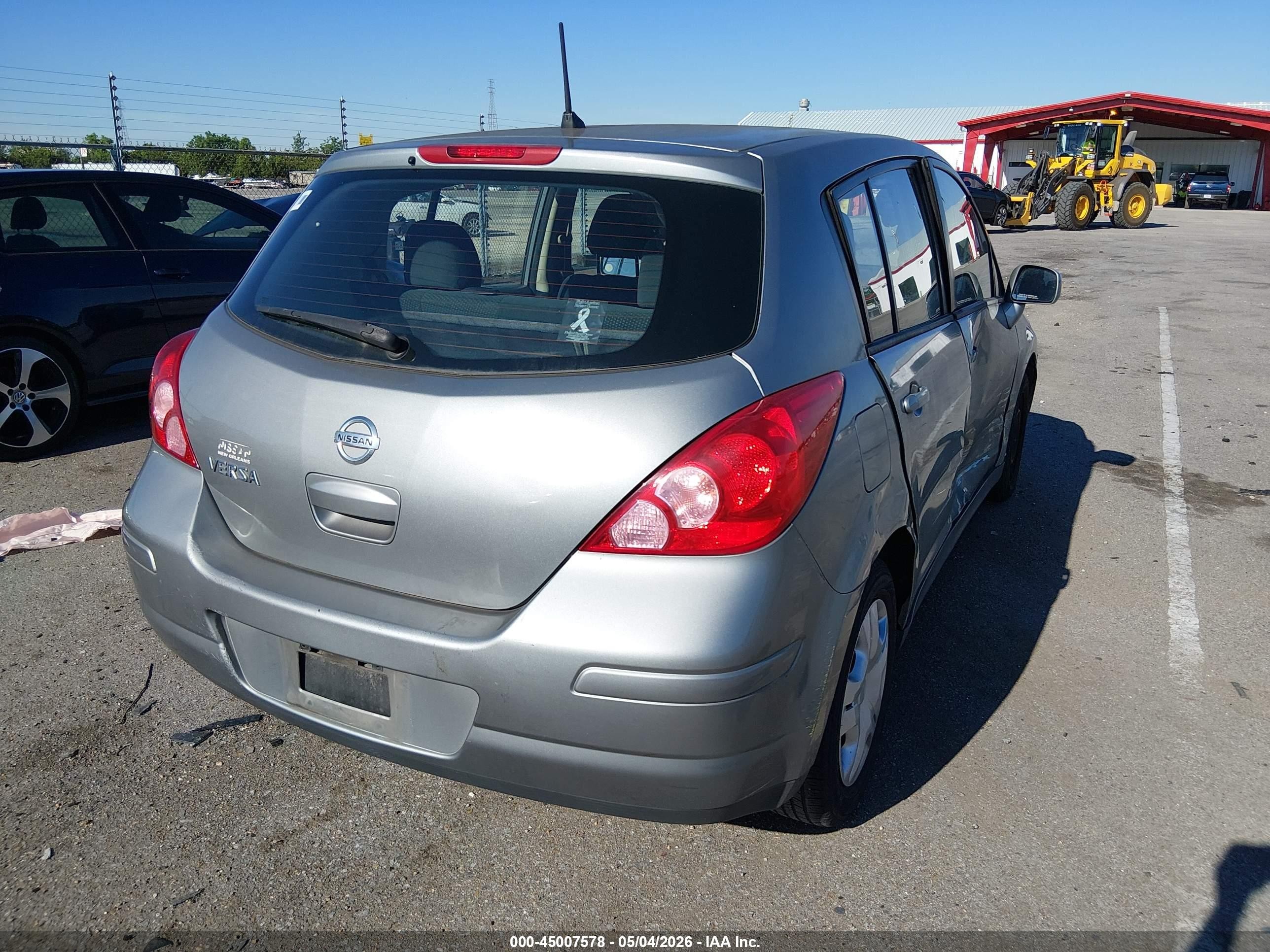 2011 Nissan Versa 1.8s Gray vin: 3N1BC1CP7BL517819