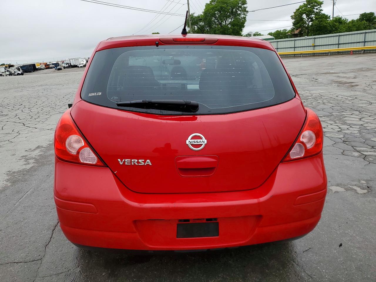 2012 Nissan Versa 1.8 S Red vin: 3N1BC1CP7CK248079