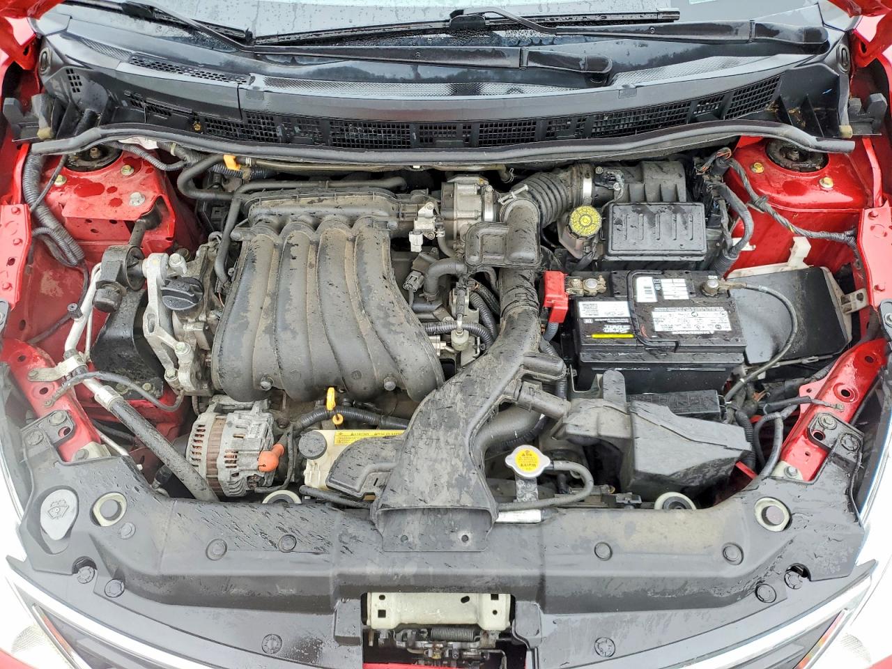 2012 Nissan Versa 1.8 S Red vin: 3N1BC1CP7CK248079