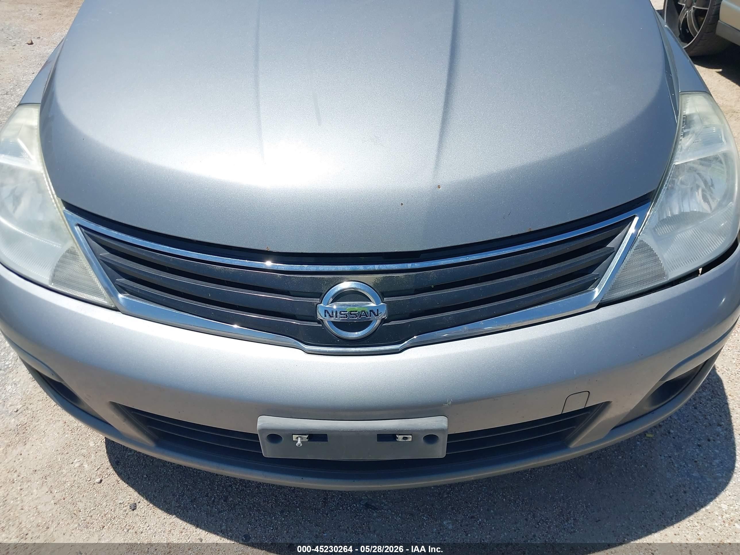 2012 Nissan Versa 1.8 S Silver vin: 3N1BC1CP7CK249555