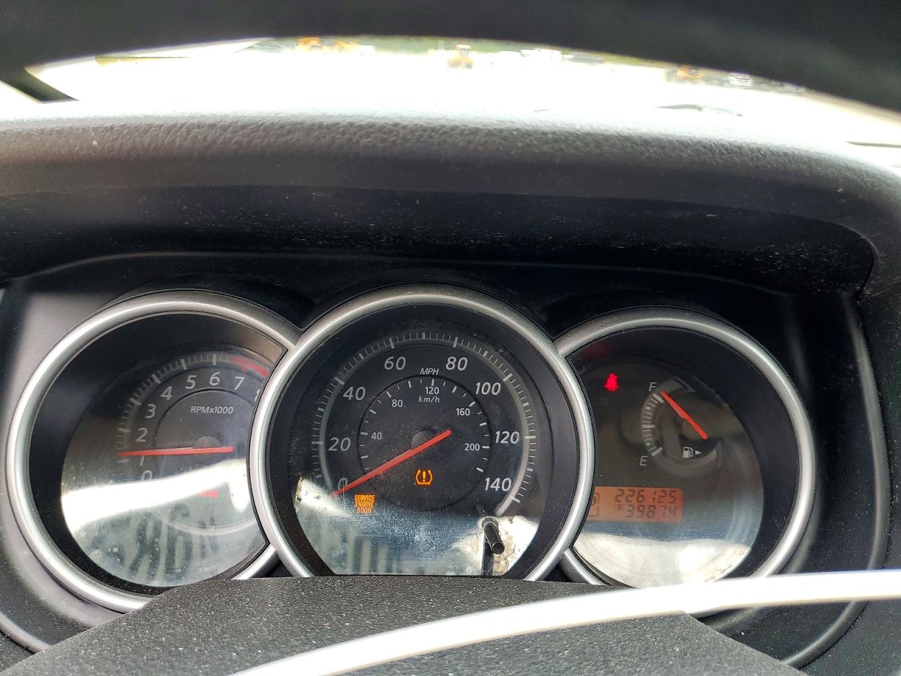 2012 Nissan Versa 1.8 S Silver vin: 3N1BC1CP7CK272348