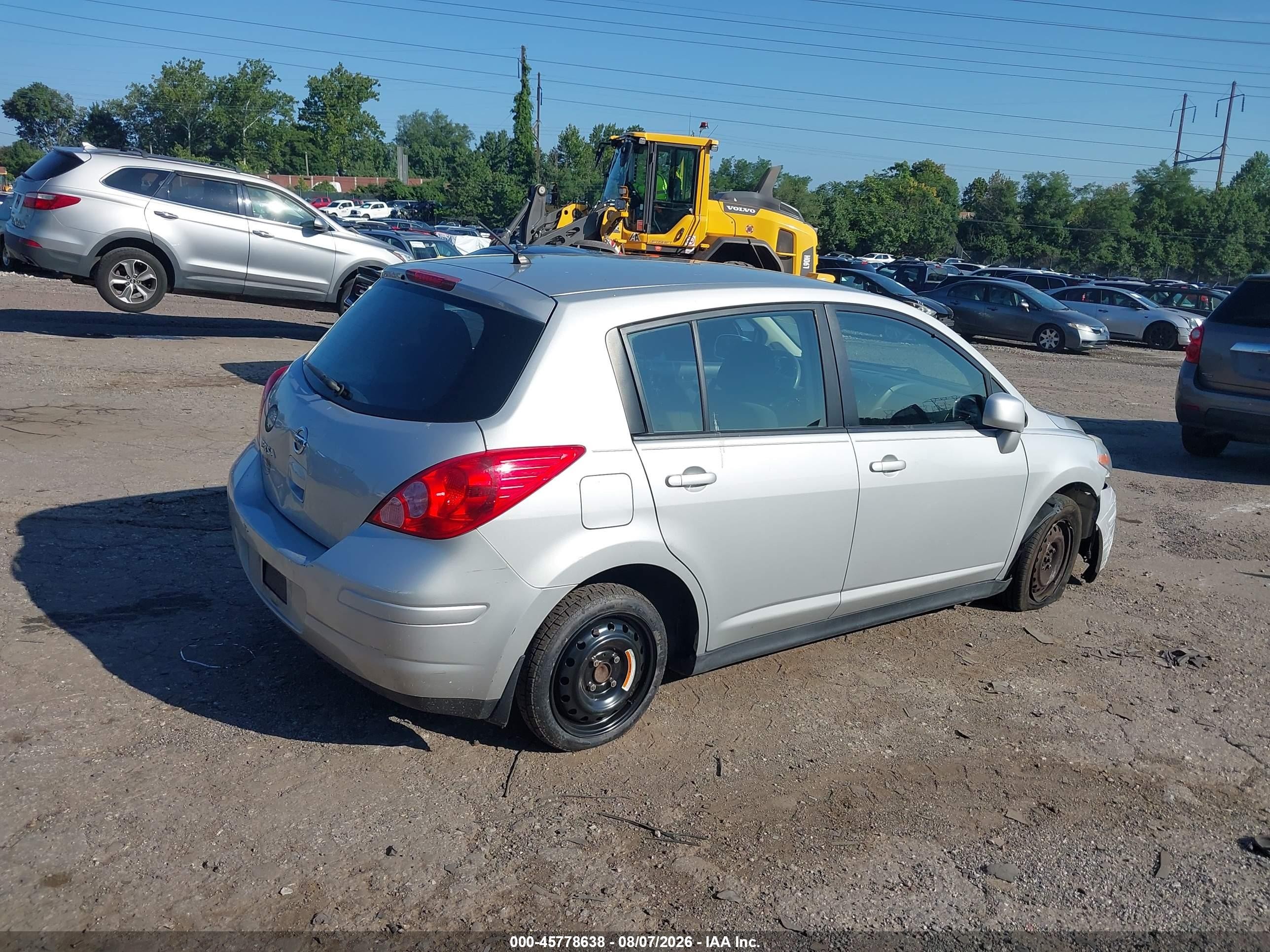 2012 Nissan Versa 1.8 S Silver vin: 3N1BC1CP7CK280918