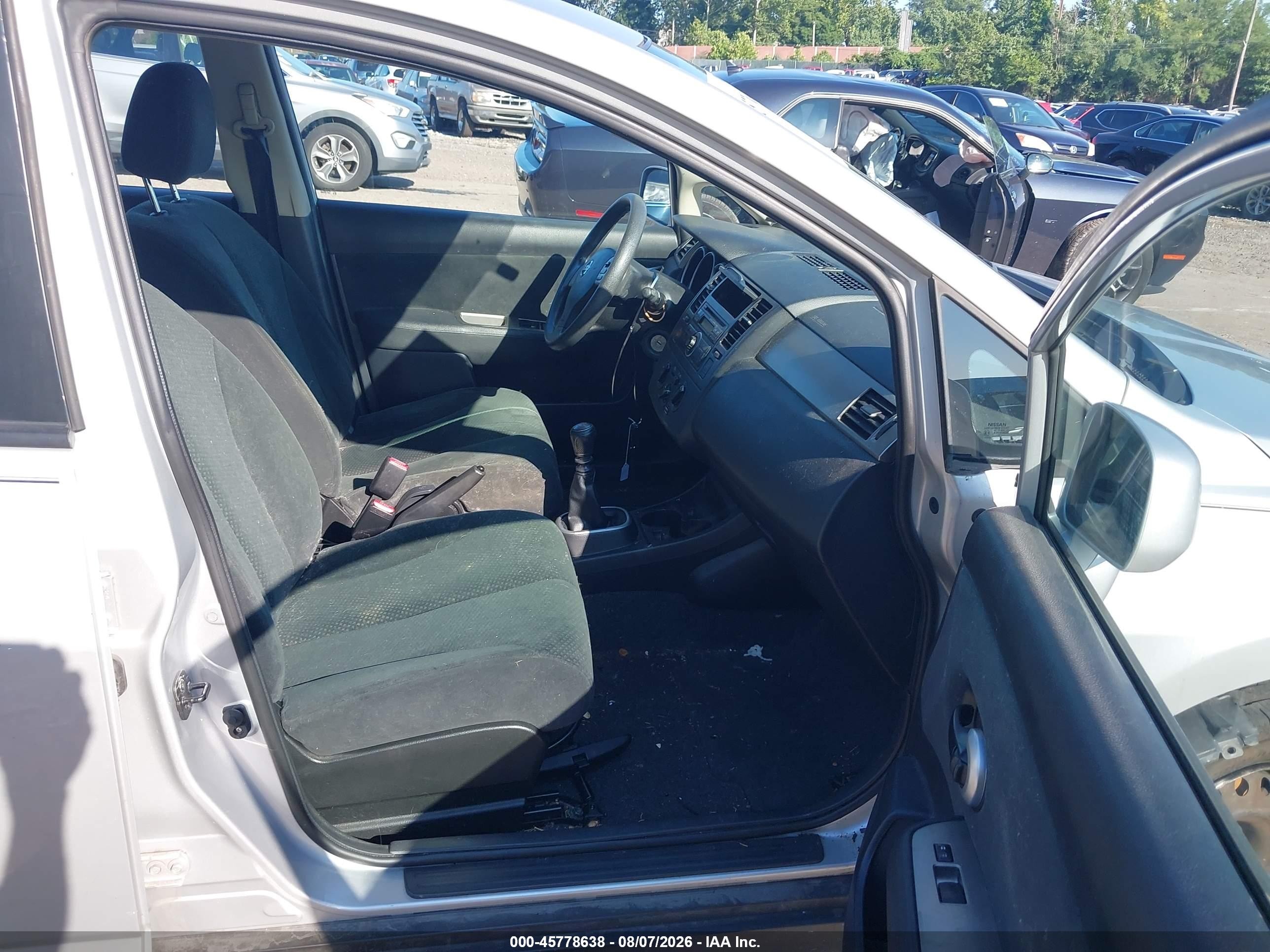 2012 Nissan Versa 1.8 S Silver vin: 3N1BC1CP7CK280918