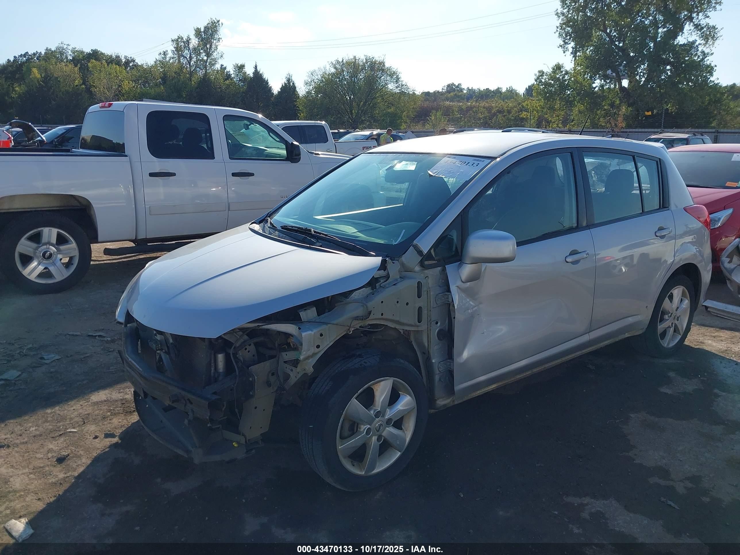 2012 Nissan Versa 1.8 Sl Silver vin: 3N1BC1CP7CK292759