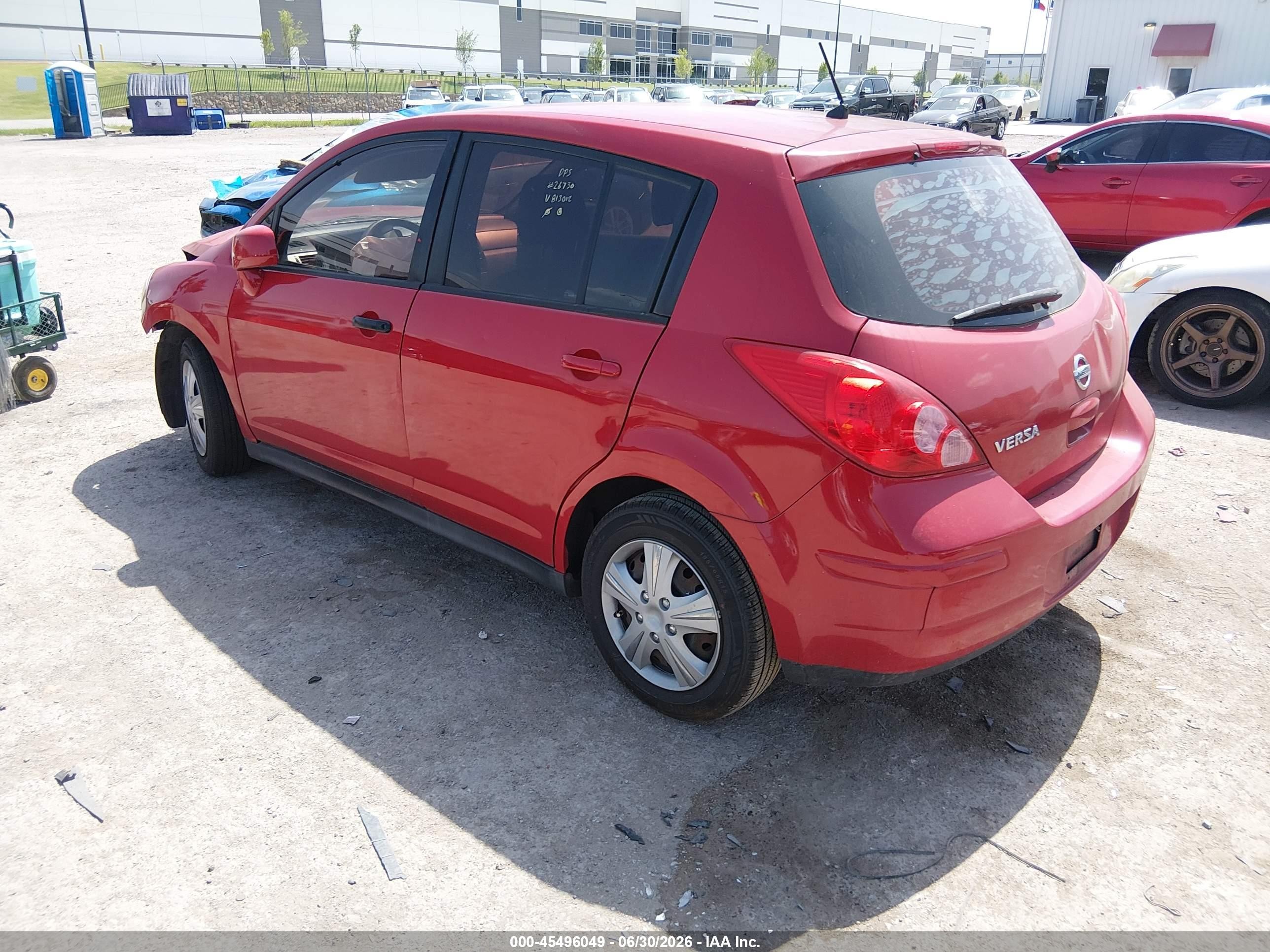 2012 Nissan Versa 1.8 S Red vin: 3N1BC1CP7CK813012