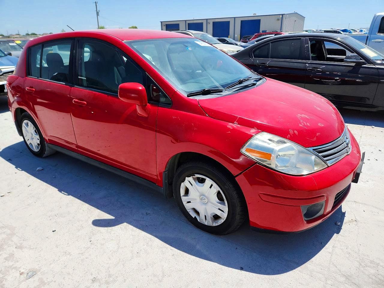 2012 Nissan Versa 1.8 S Красный vin: 3N1BC1CP7CL372329
