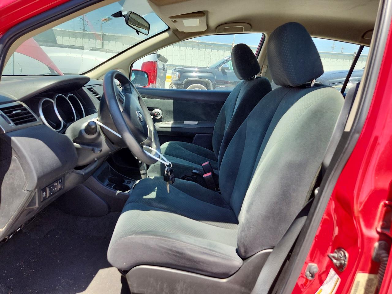 2012 Nissan Versa 1.8 S Красный vin: 3N1BC1CP7CL372329