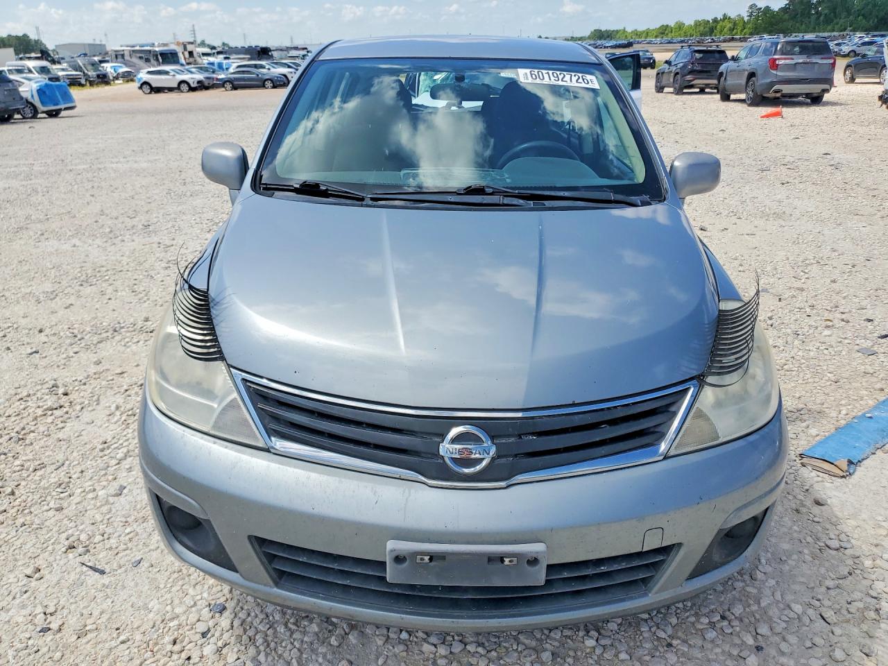 2010 Nissan Versa 1.8 S Silver vin: 3N1BC1CP8AL372496