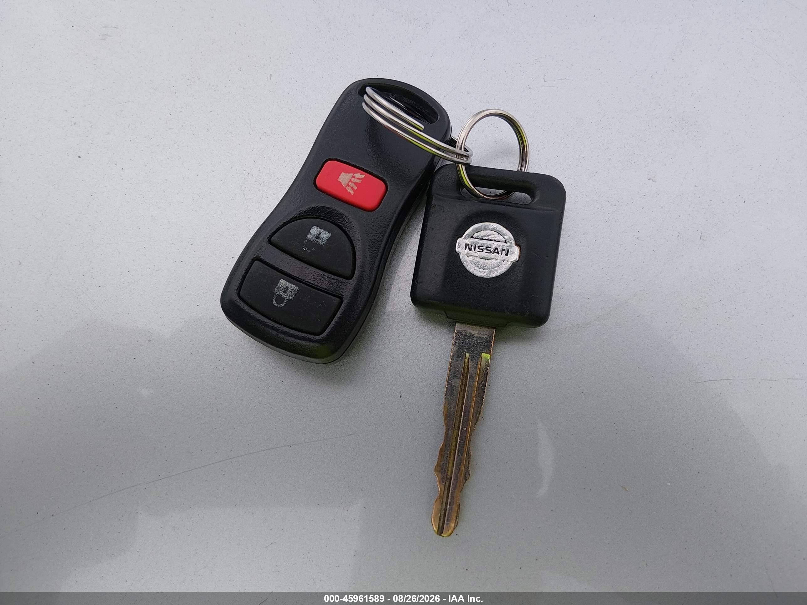 2010 Nissan Versa 1.8s Черный vin: 3N1BC1CP8AL400068