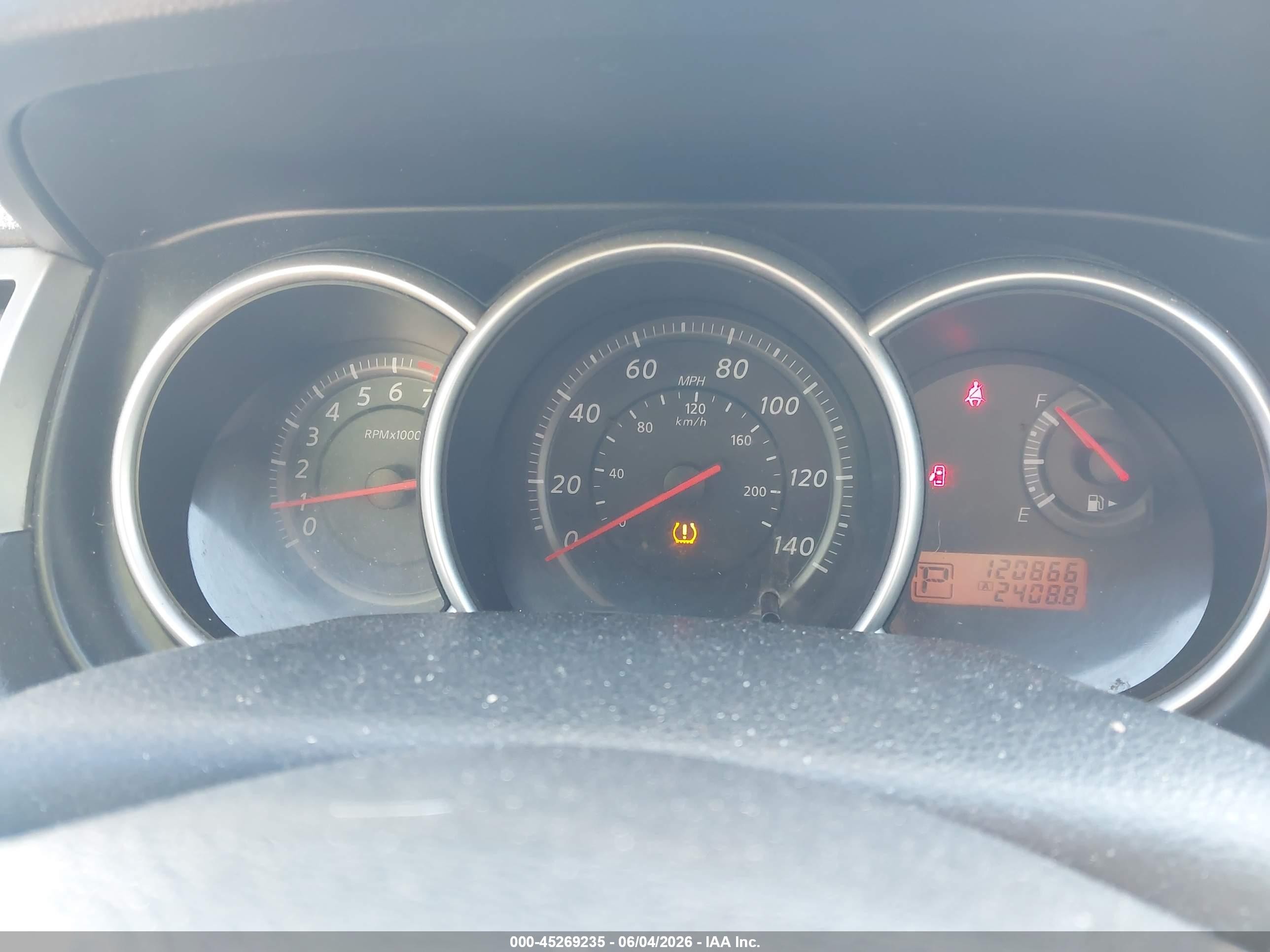2010 Nissan Versa 1.8s Red vin: 3N1BC1CP8AL416092