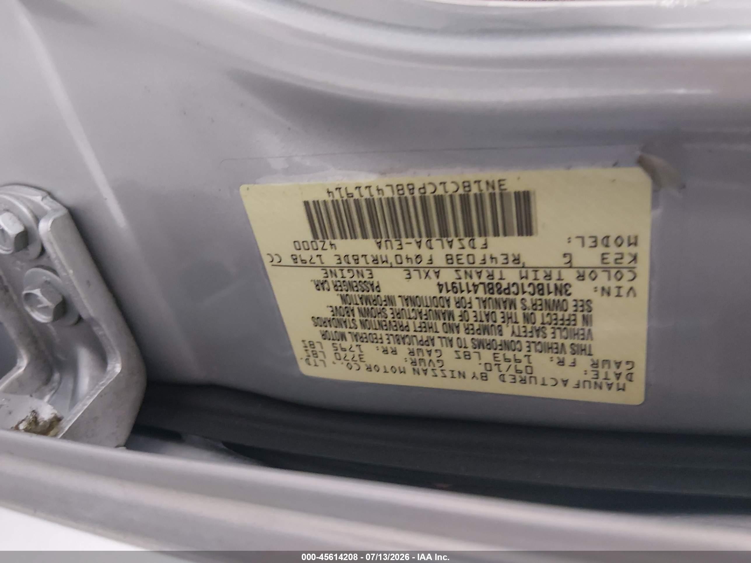 2011 Nissan Versa 1.8s Silver vin: 3N1BC1CP8BL411914