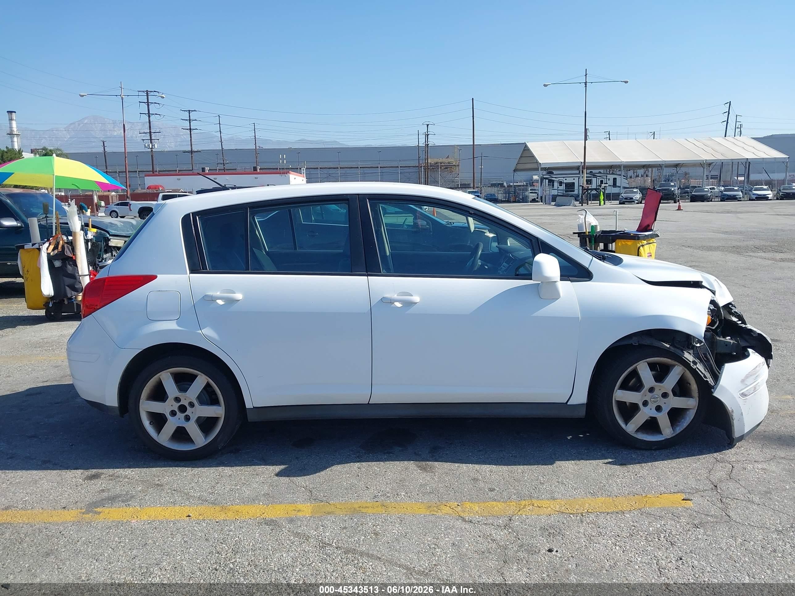 2011 Nissan Versa 1.8s White vin: 3N1BC1CP8BL442452