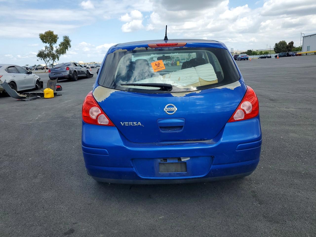 2011 Nissan Versa 1.8 S Blue vin: 3N1BC1CP8BL456948