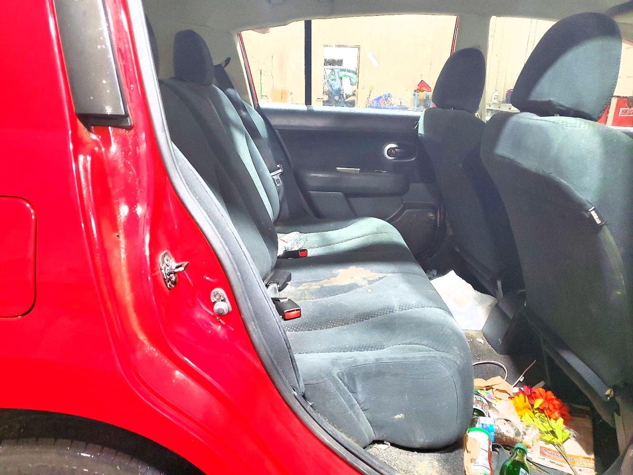 2011 Nissan Versa 1.8 S Red vin: 3N1BC1CP8BL511222