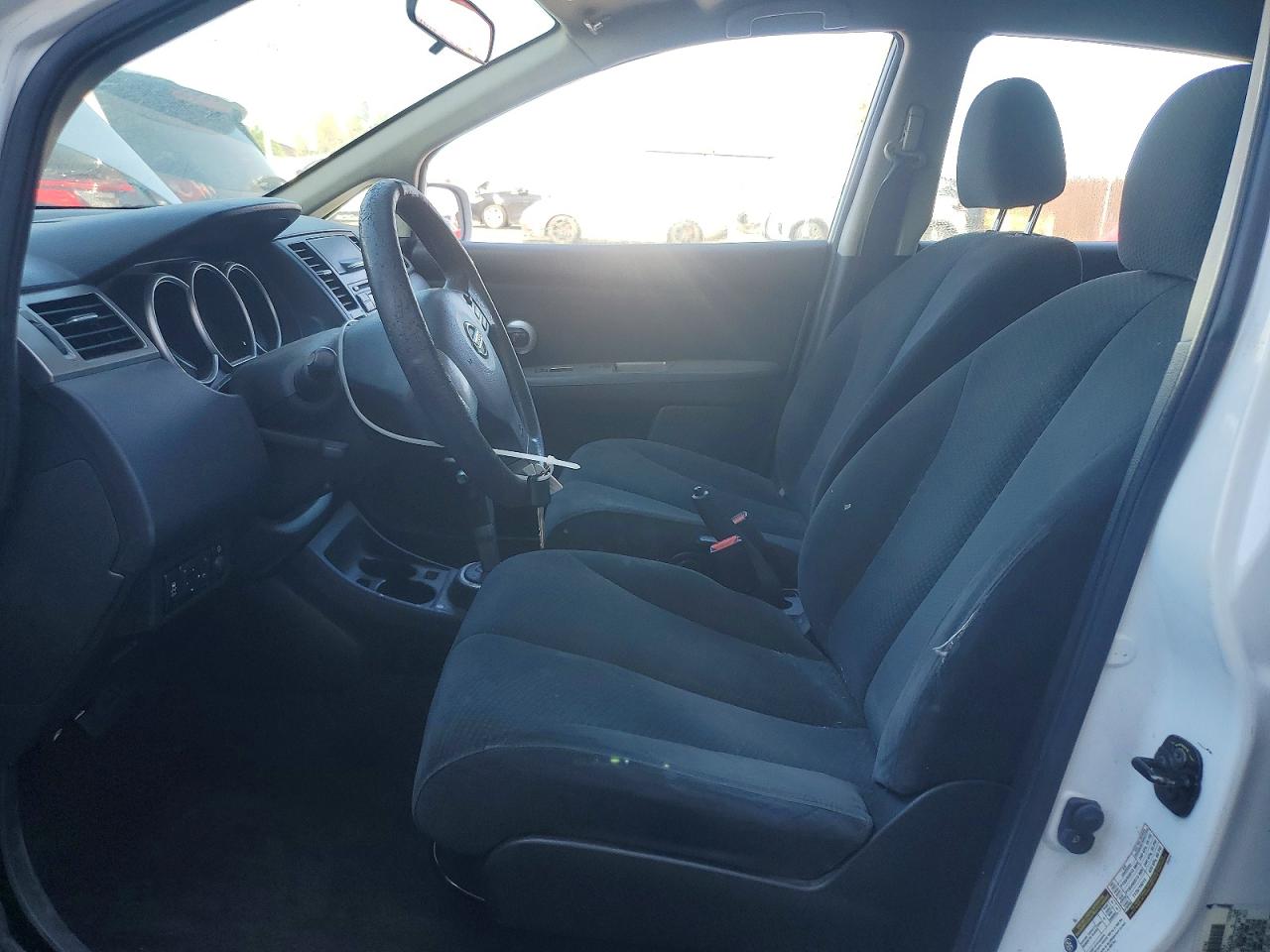 2012 Nissan Versa 1.8 S White vin: 3N1BC1CP8CK213051