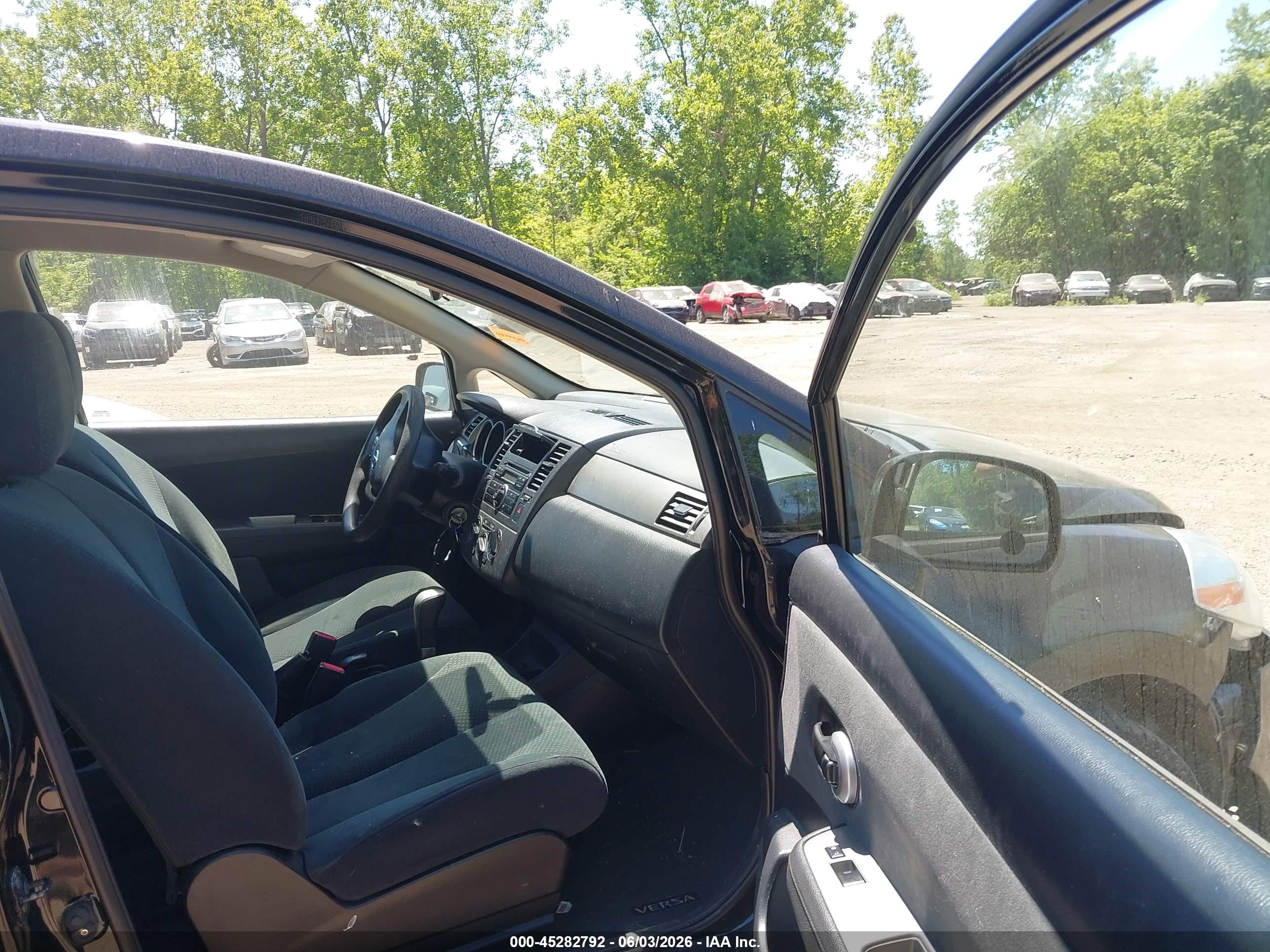2012 Nissan Versa 1.8 S Черный vin: 3N1BC1CP8CK218265