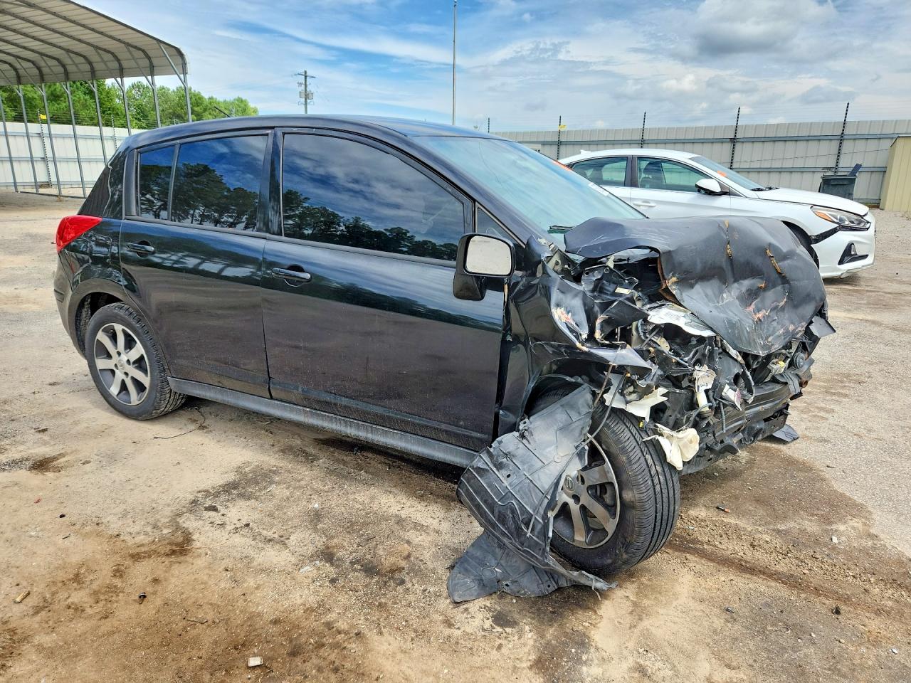 2012 Nissan Versa 1.8 S Черный vin: 3N1BC1CP8CK224017