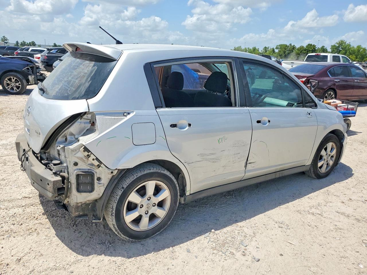 2012 Nissan Versa 1.8 S Silver vin: 3N1BC1CP8CK249354