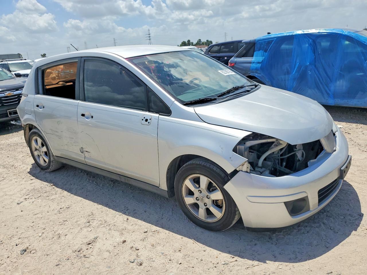 2012 Nissan Versa 1.8 S Silver vin: 3N1BC1CP8CK249354