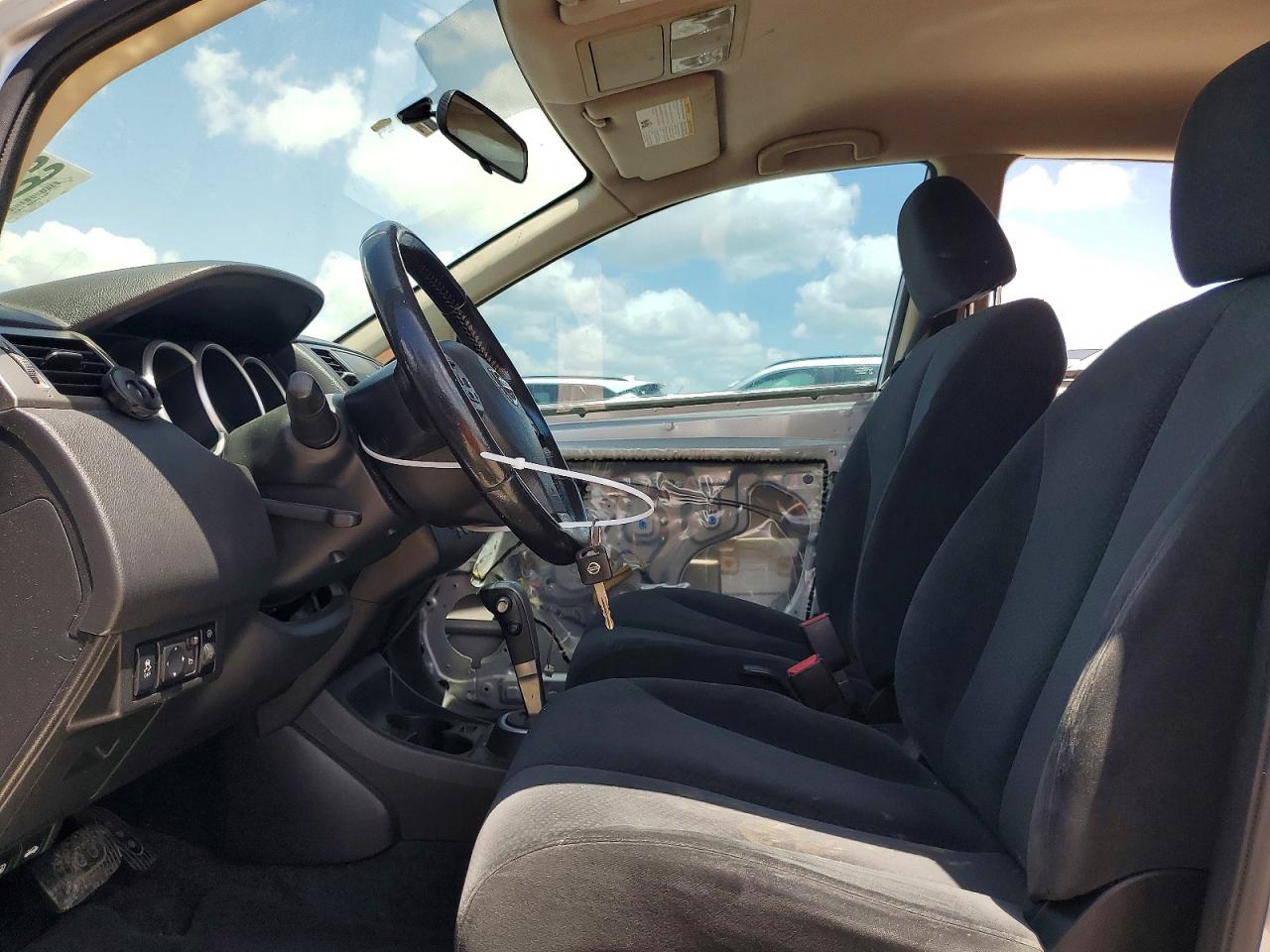 2012 Nissan Versa 1.8 S Silver vin: 3N1BC1CP8CK249354