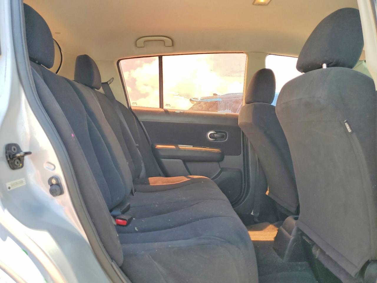 2012 Nissan Versa 1.8 S Silver vin: 3N1BC1CP8CK249354
