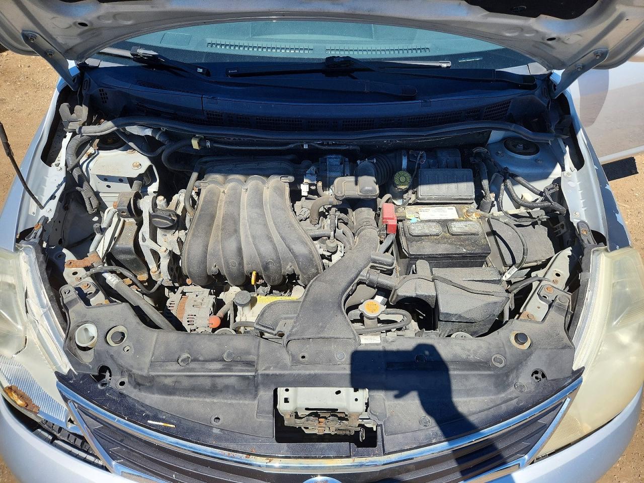 2012 Nissan Versa 1.8 S Silver vin: 3N1BC1CP8CK251489
