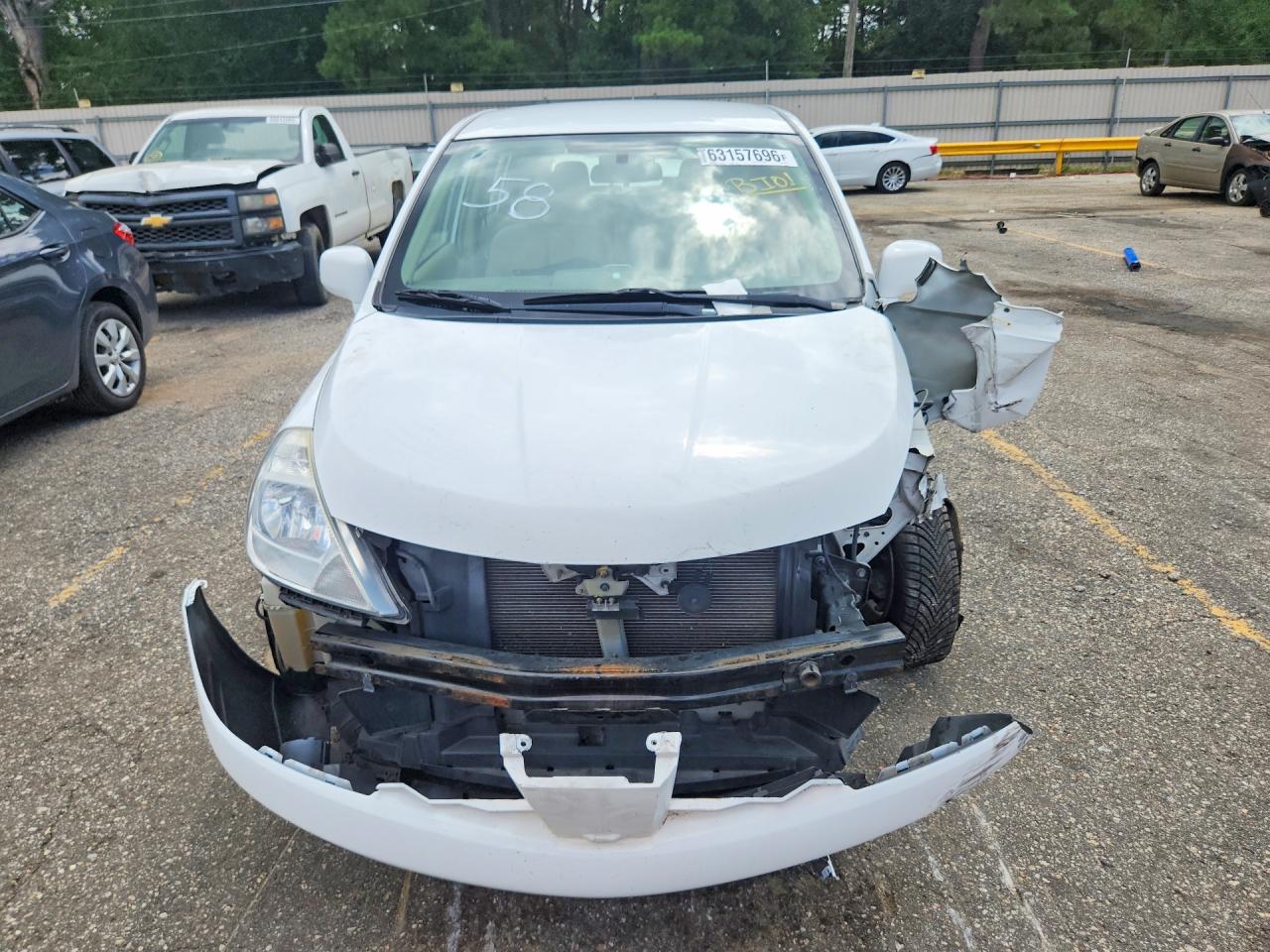 2012 Nissan Versa 1.8 S White vin: 3N1BC1CP8CK252738