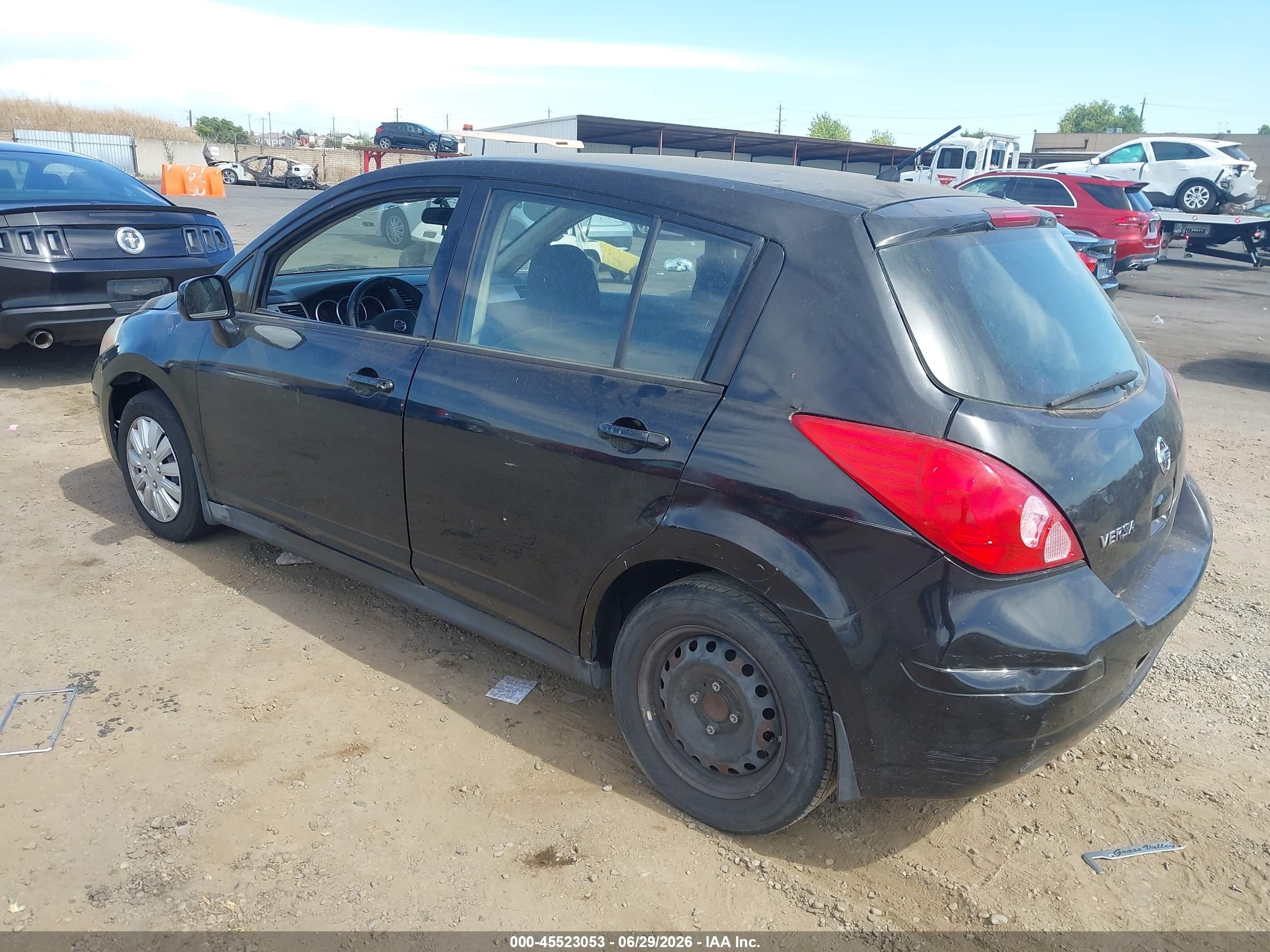 2012 Nissan Versa 1.8 S Черный vin: 3N1BC1CP8CK295878