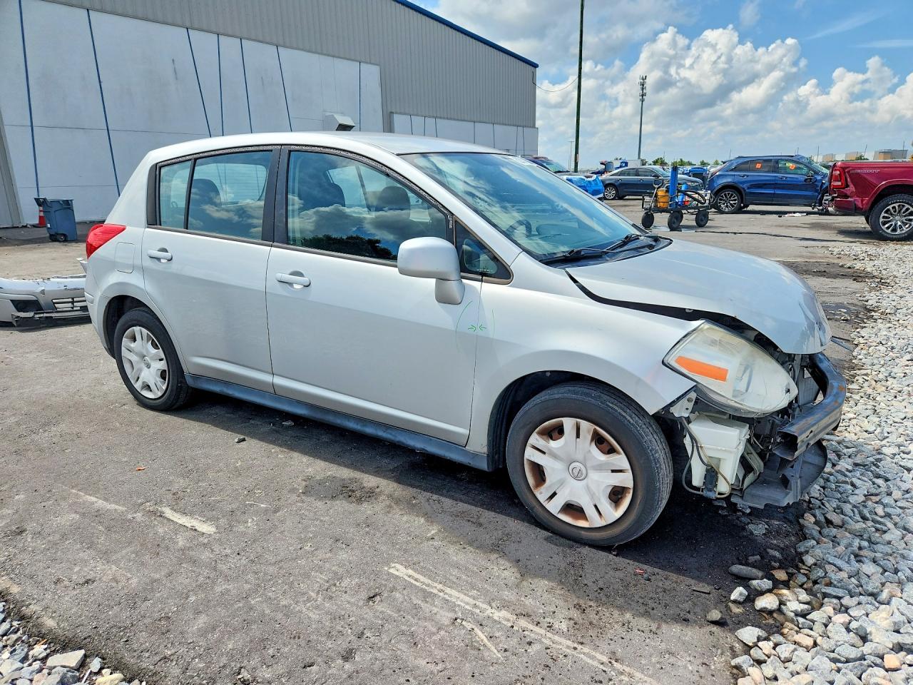 2012 Nissan Versa 1.8 S Silver vin: 3N1BC1CP8CK809194