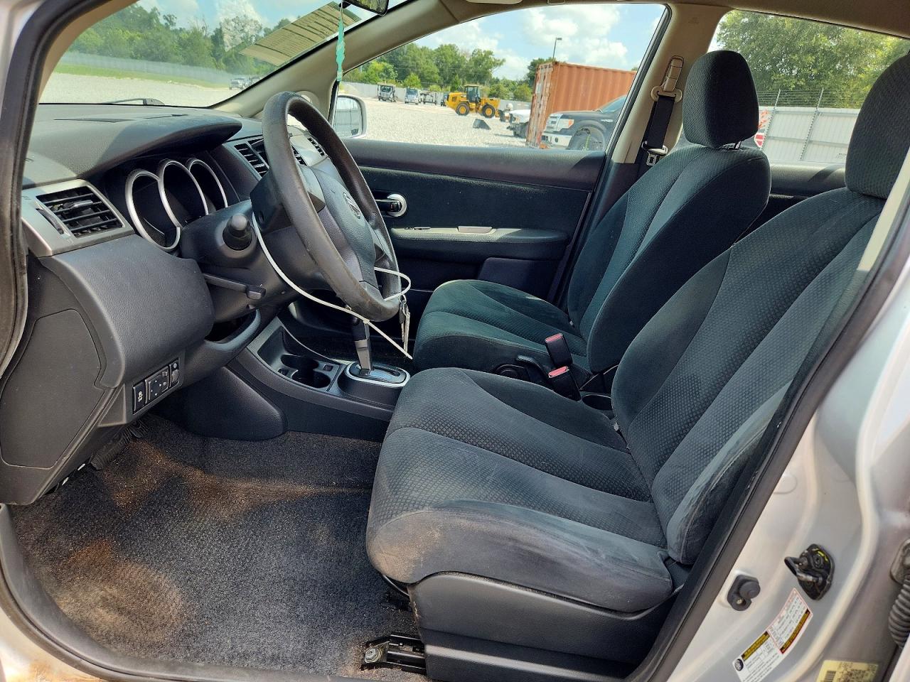 2012 Nissan Versa 1.8 S Silver vin: 3N1BC1CP8CK809194