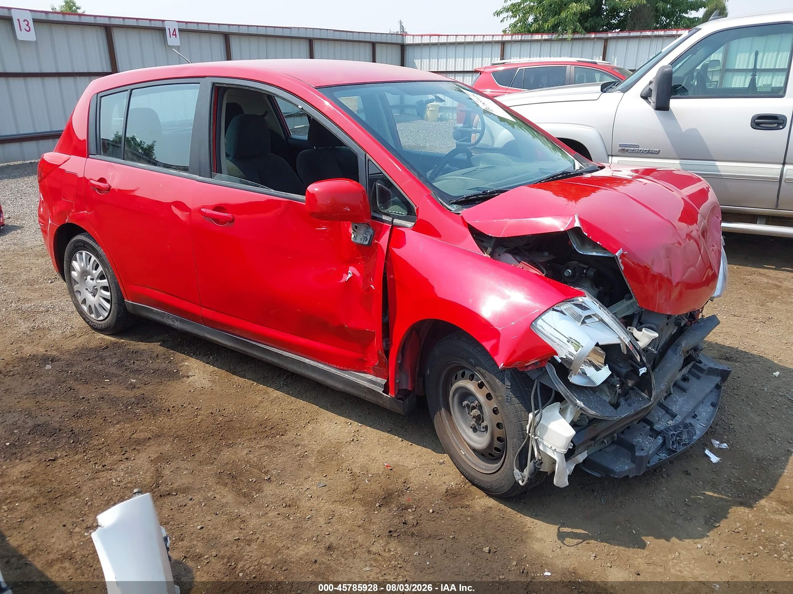 2012 Nissan Versa 1.8 S Red vin: 3N1BC1CP8CK812497