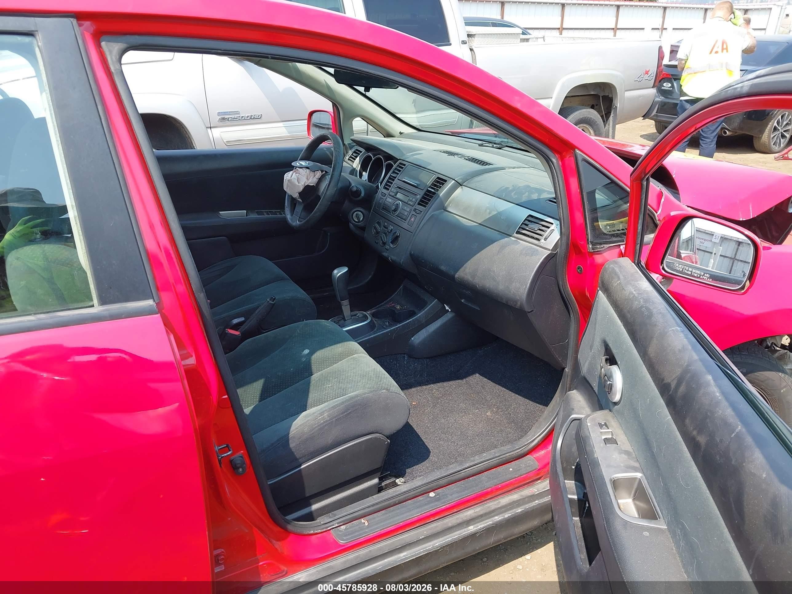2012 Nissan Versa 1.8 S Red vin: 3N1BC1CP8CK812497