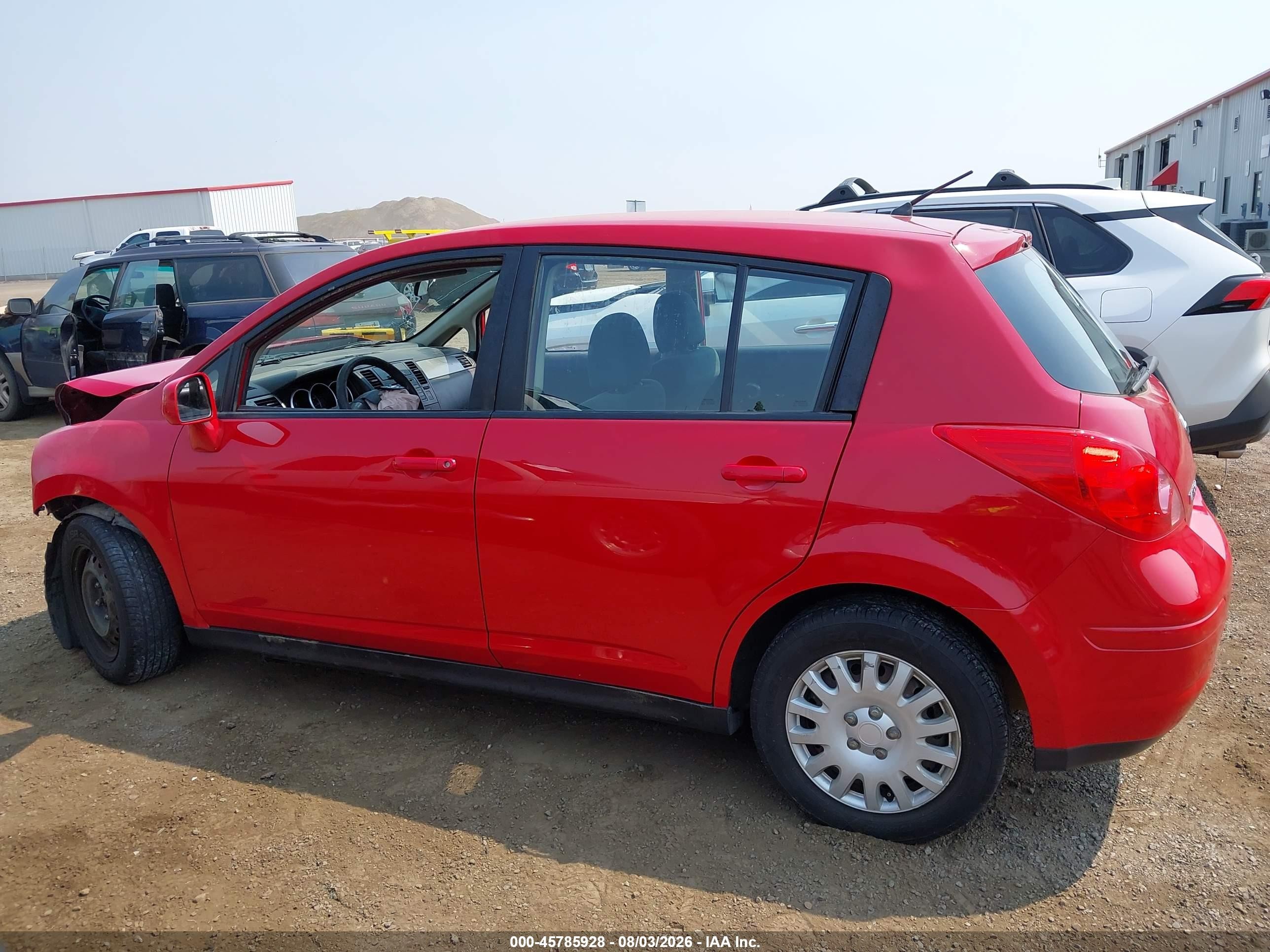 2012 Nissan Versa 1.8 S Red vin: 3N1BC1CP8CK812497