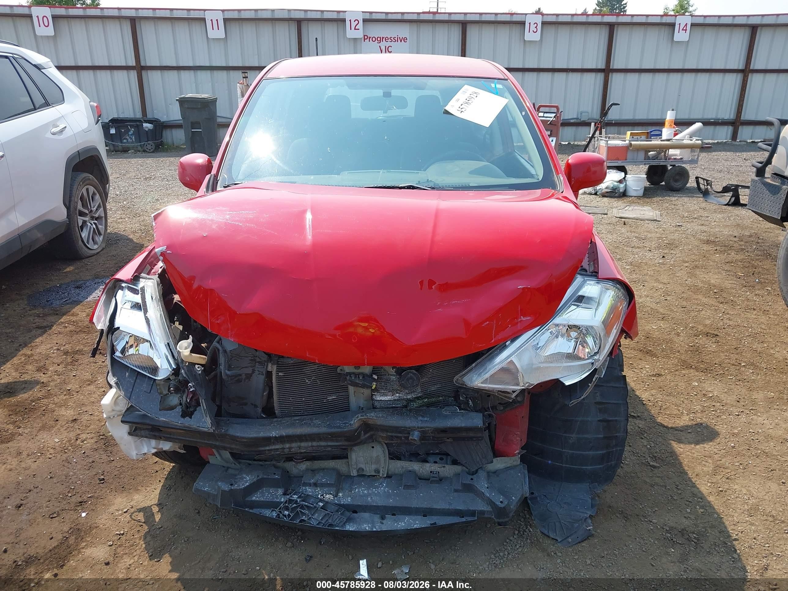 2012 Nissan Versa 1.8 S Red vin: 3N1BC1CP8CK812497