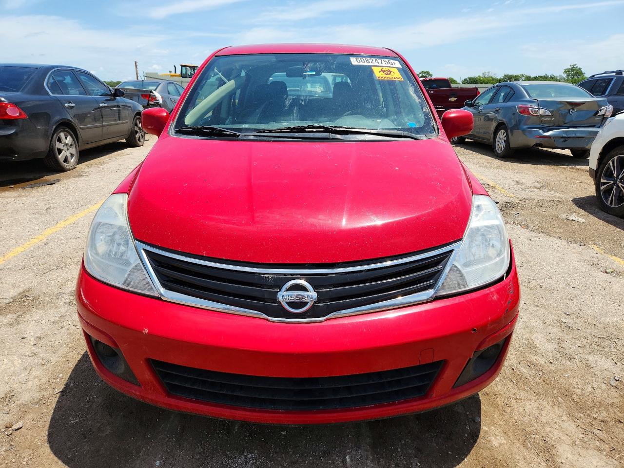2012 Nissan Versa 1.8 S Red vin: 3N1BC1CP8CL370668