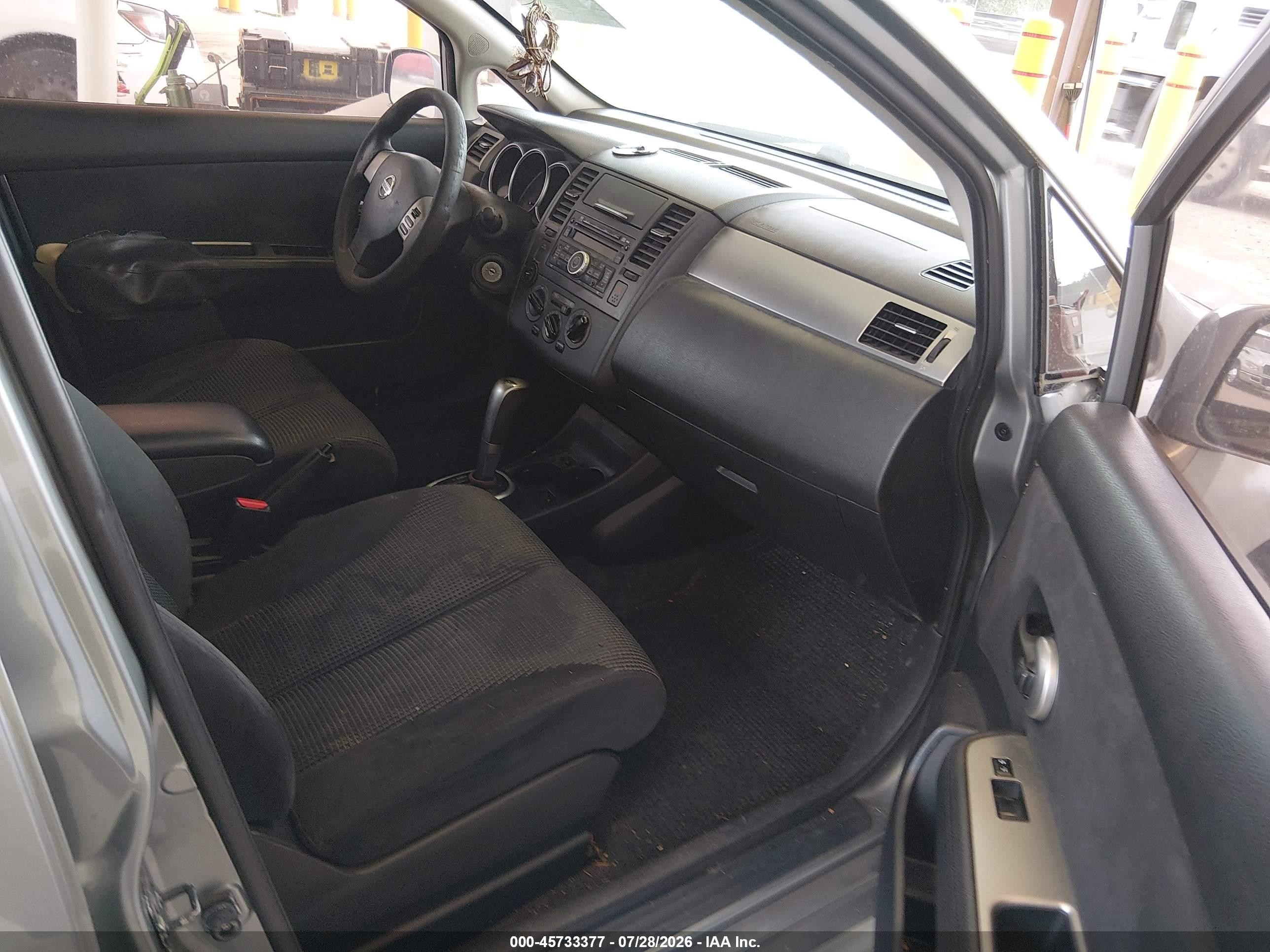 2010 Nissan Versa 1.8sl Silver vin: 3N1BC1CP9AL366206
