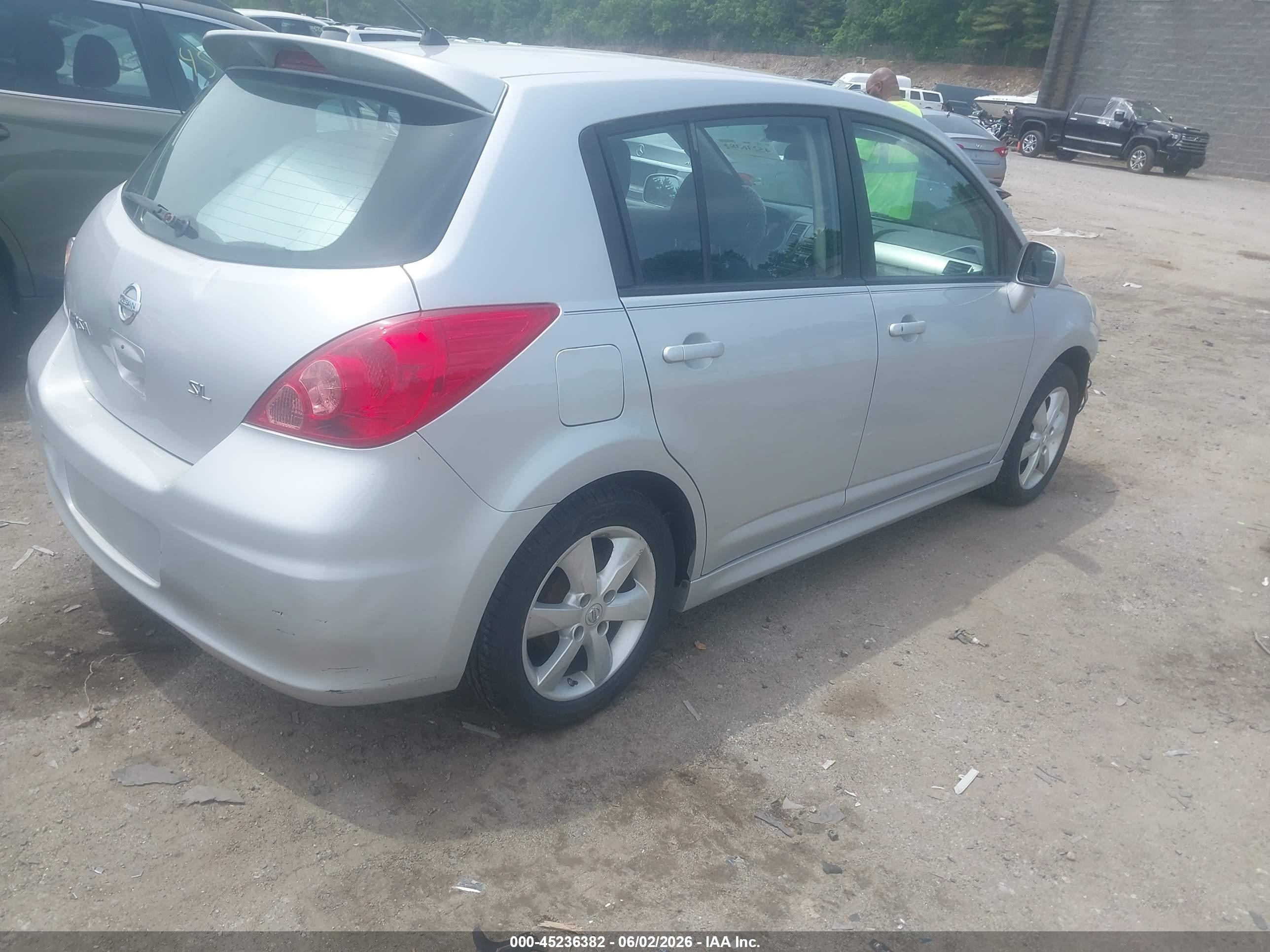 2010 Nissan Versa 1.8sl Silver vin: 3N1BC1CP9AL403660
