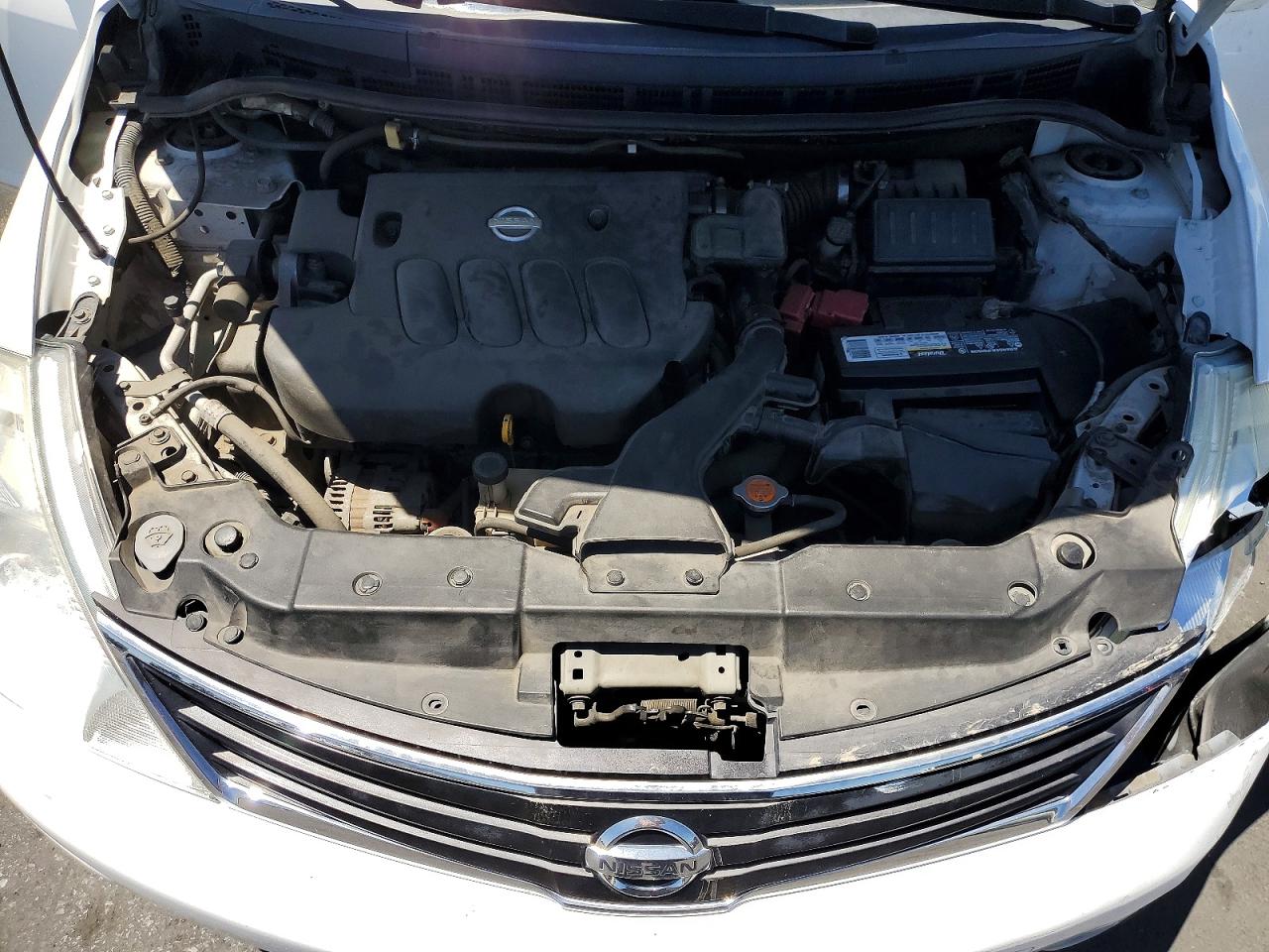 2010 Nissan Versa 1.8 S Белый vin: 3N1BC1CP9AL407997