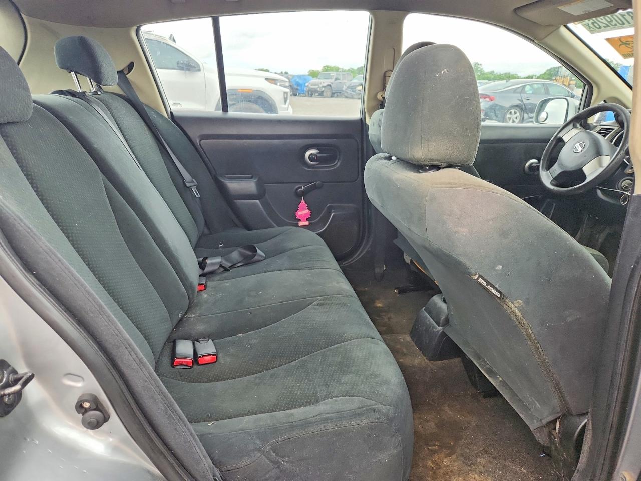 2010 Nissan Versa 1.8 S Gray vin: 3N1BC1CP9AL437727