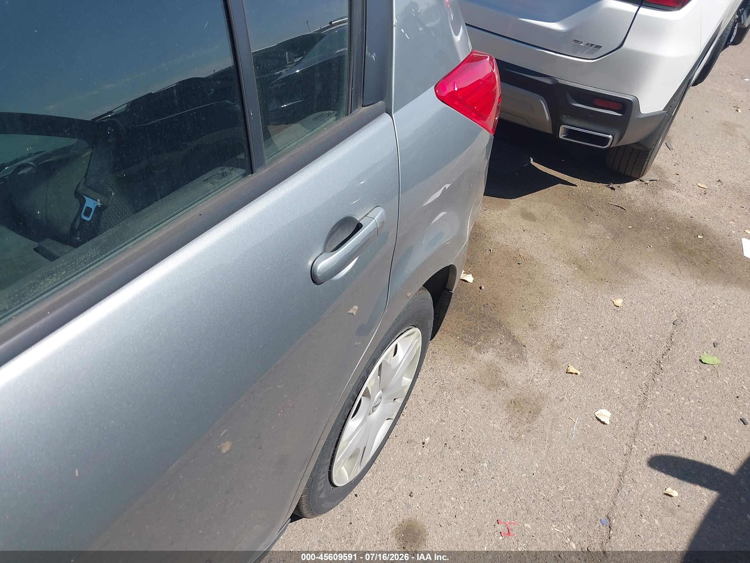 2011 Nissan Versa 1.8s Gray vin: 3N1BC1CP9BL380933