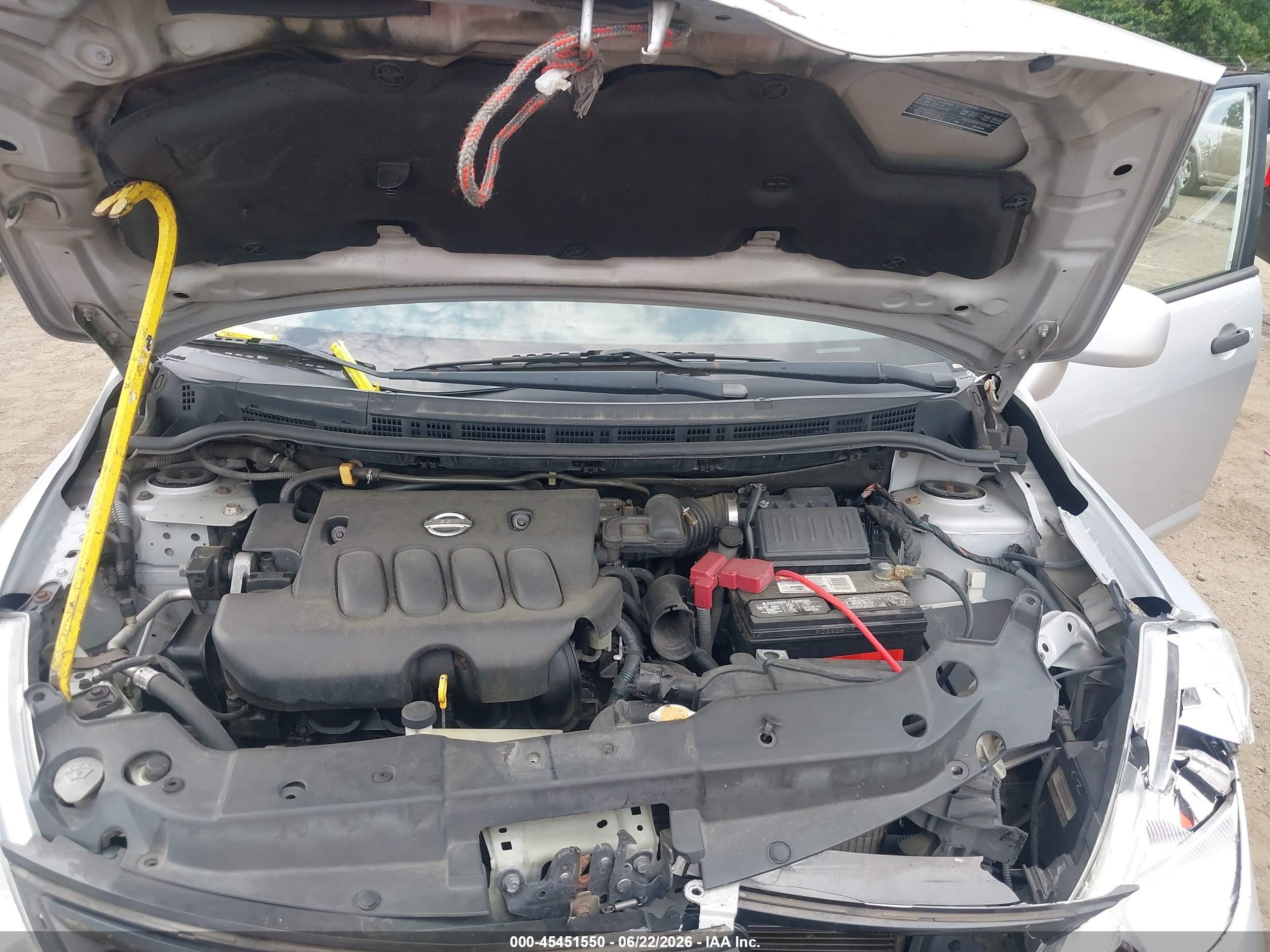 2011 Nissan Versa 1.8s Silver vin: 3N1BC1CP9BL399675