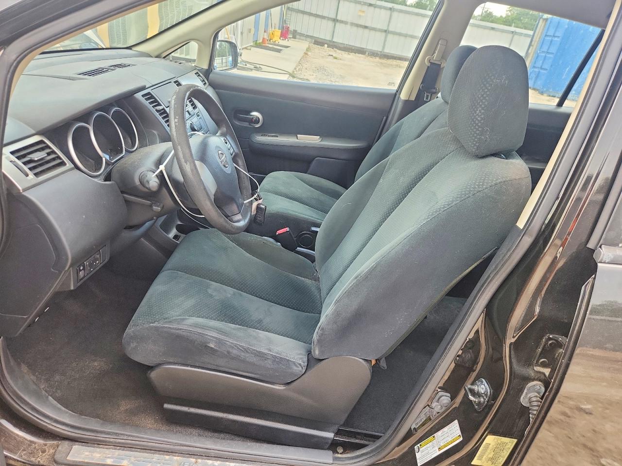 2011 Nissan Versa S Черный vin: 3N1BC1CP9BL409380