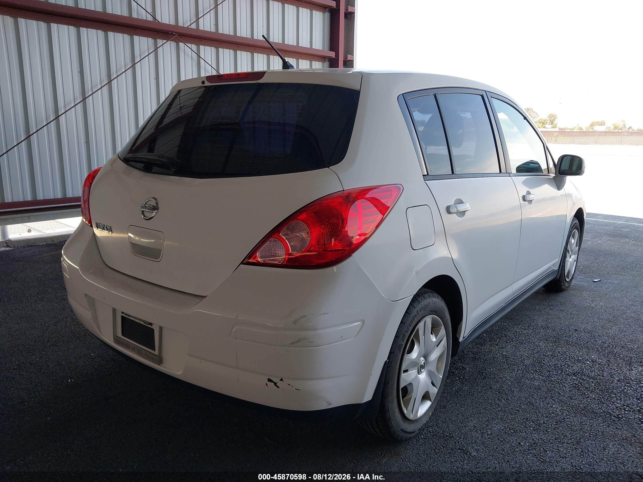 2011 Nissan Versa 1.8s White vin: 3N1BC1CP9BL456196