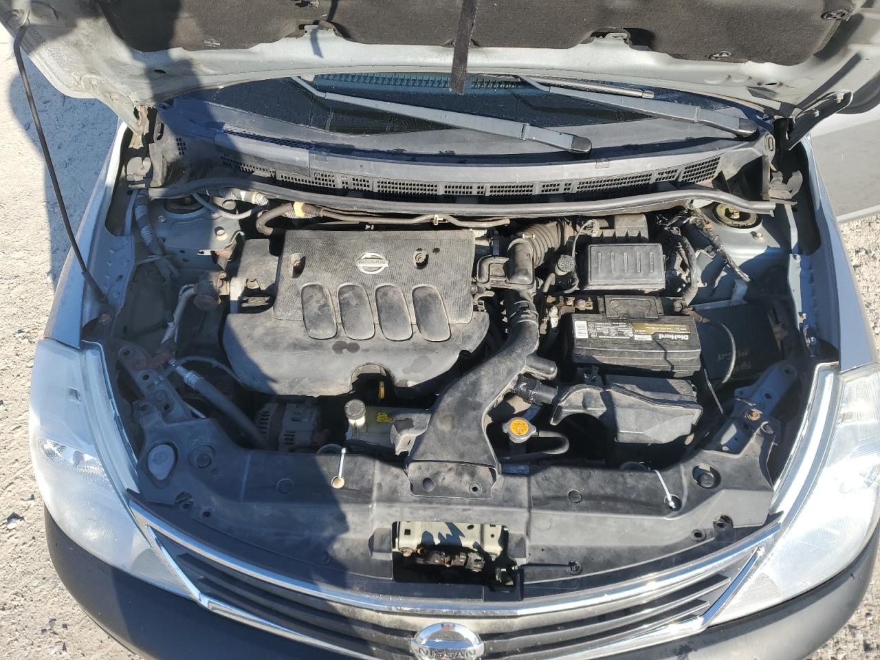 2011 Nissan Versa S Silver vin: 3N1BC1CP9BL461527