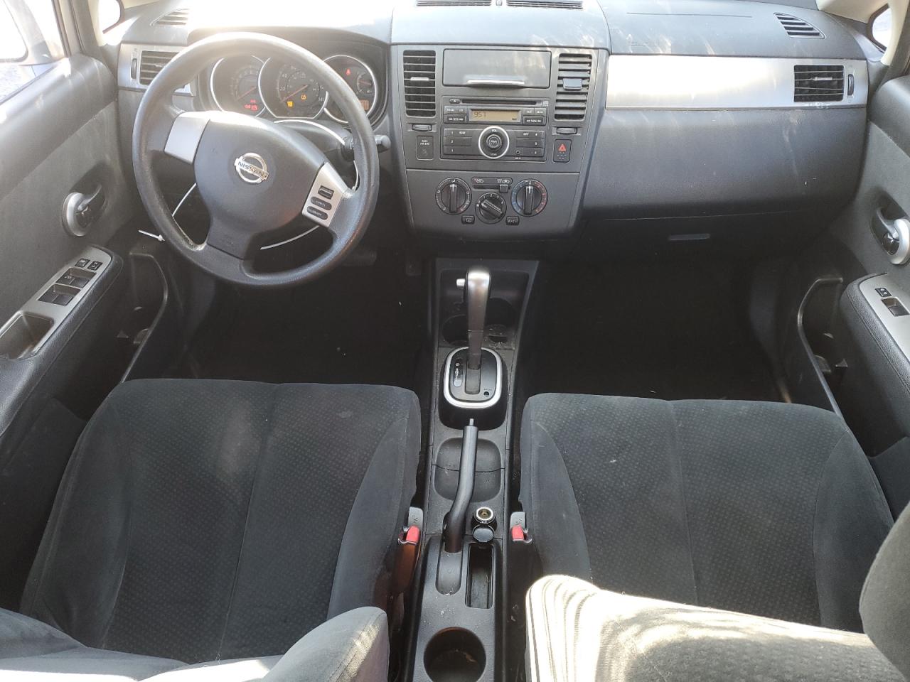 2011 Nissan Versa S Silver vin: 3N1BC1CP9BL461527
