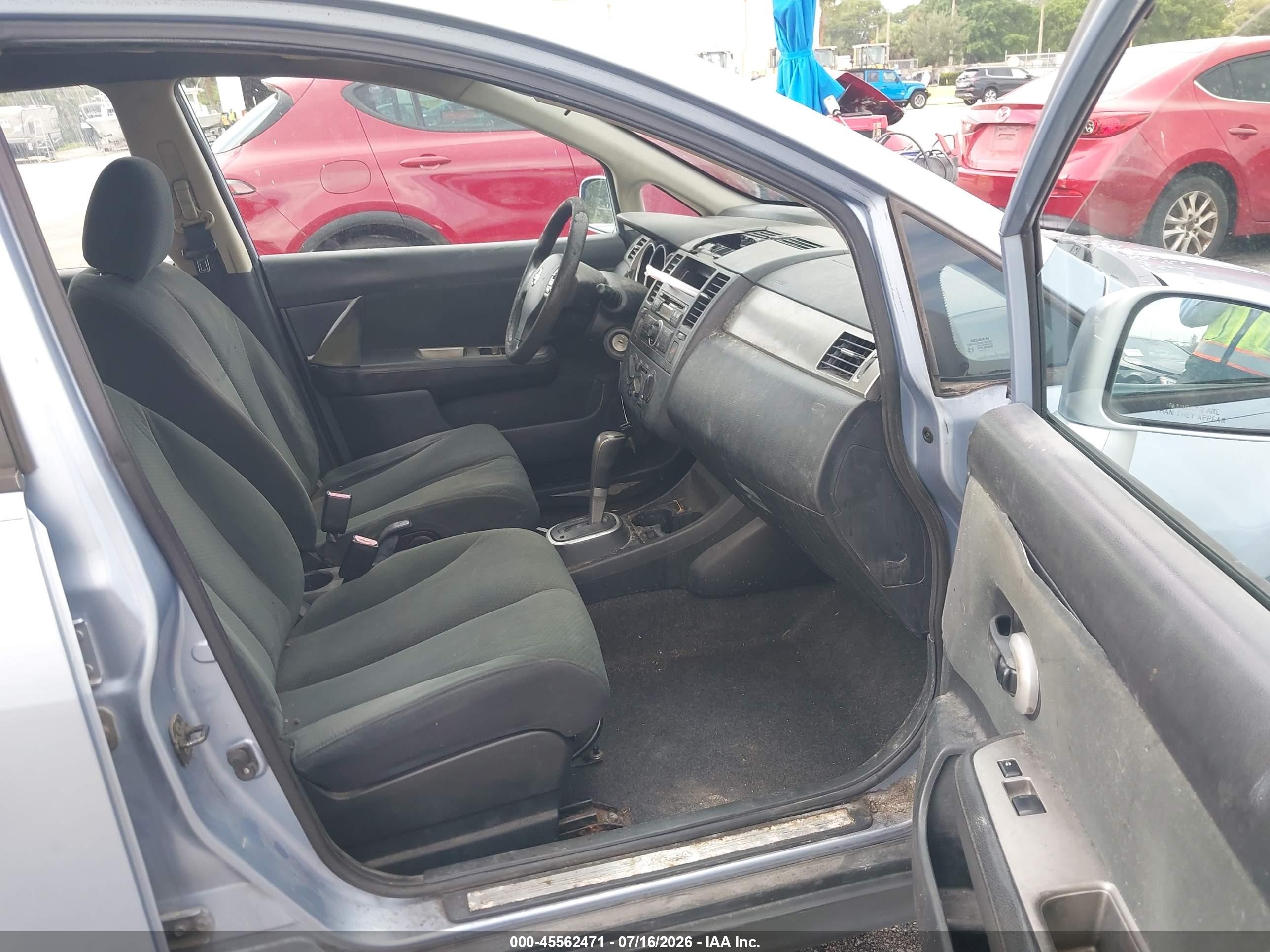 2011 Nissan Versa 1.8s Blue vin: 3N1BC1CP9BL492311