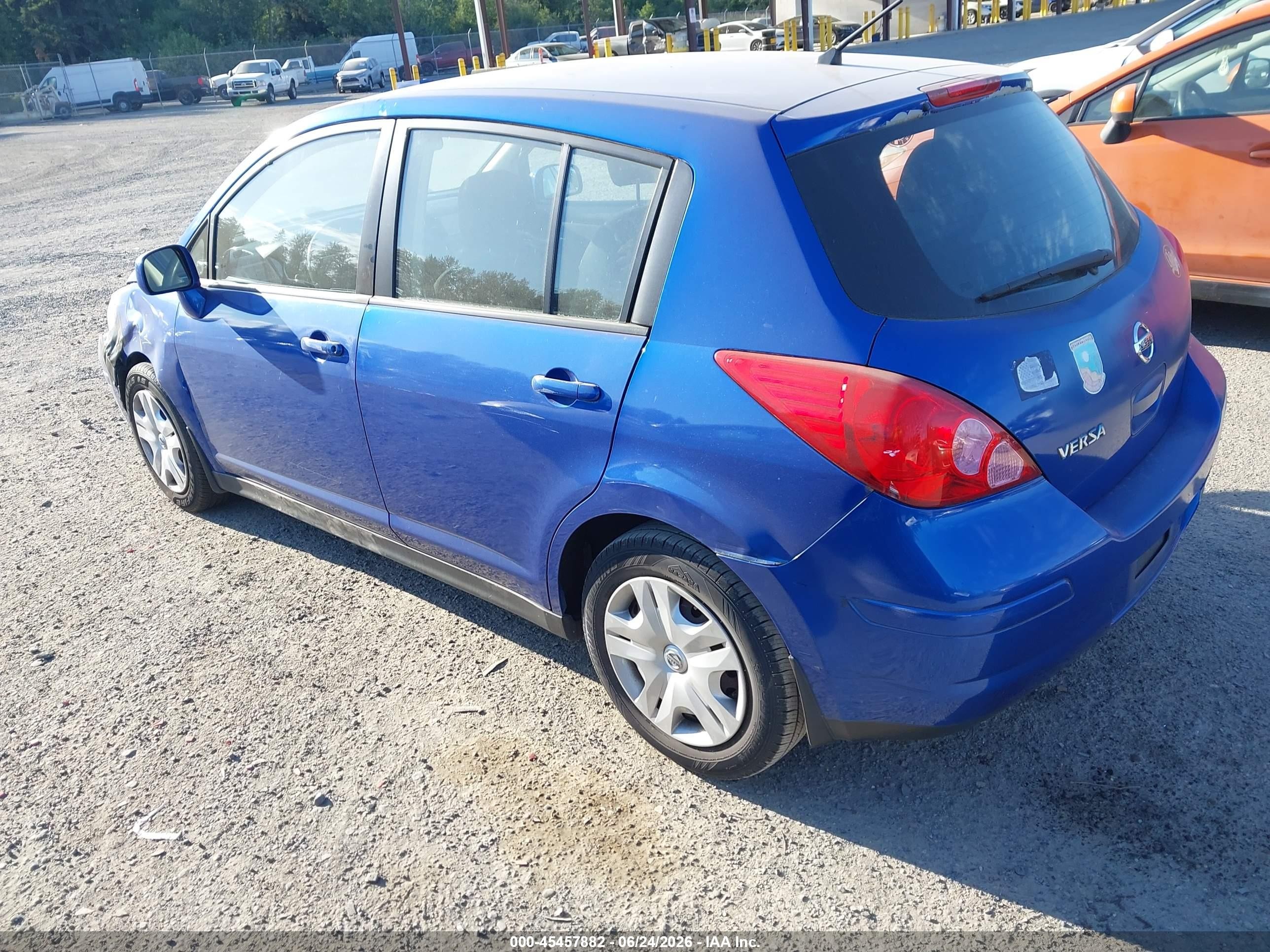 2011 Nissan Versa 1.8s Blue vin: 3N1BC1CP9BL494219